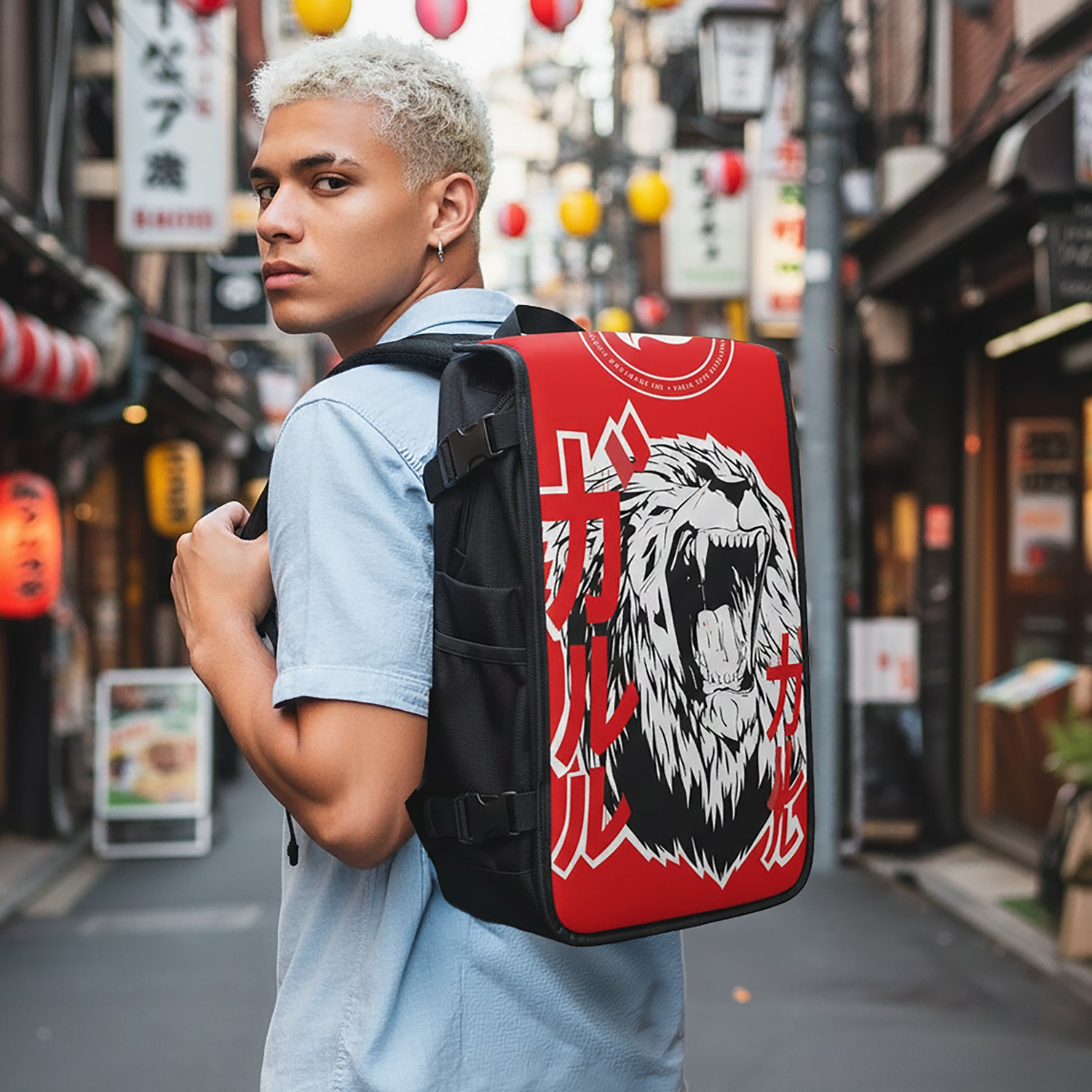 Roaring Lion Japanese art backpack Lifestyle - FaceOff
